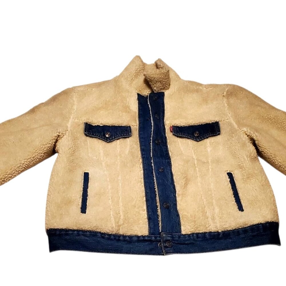 LEVI'S Ex Boyfriend Sherpa Trucker Jacket Sz Medium